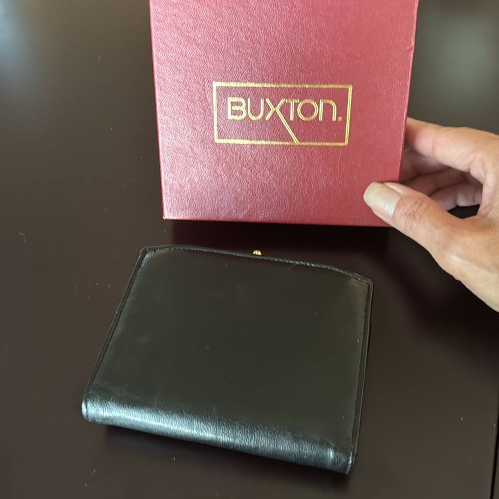 Button wallet - Picture 2 of 5